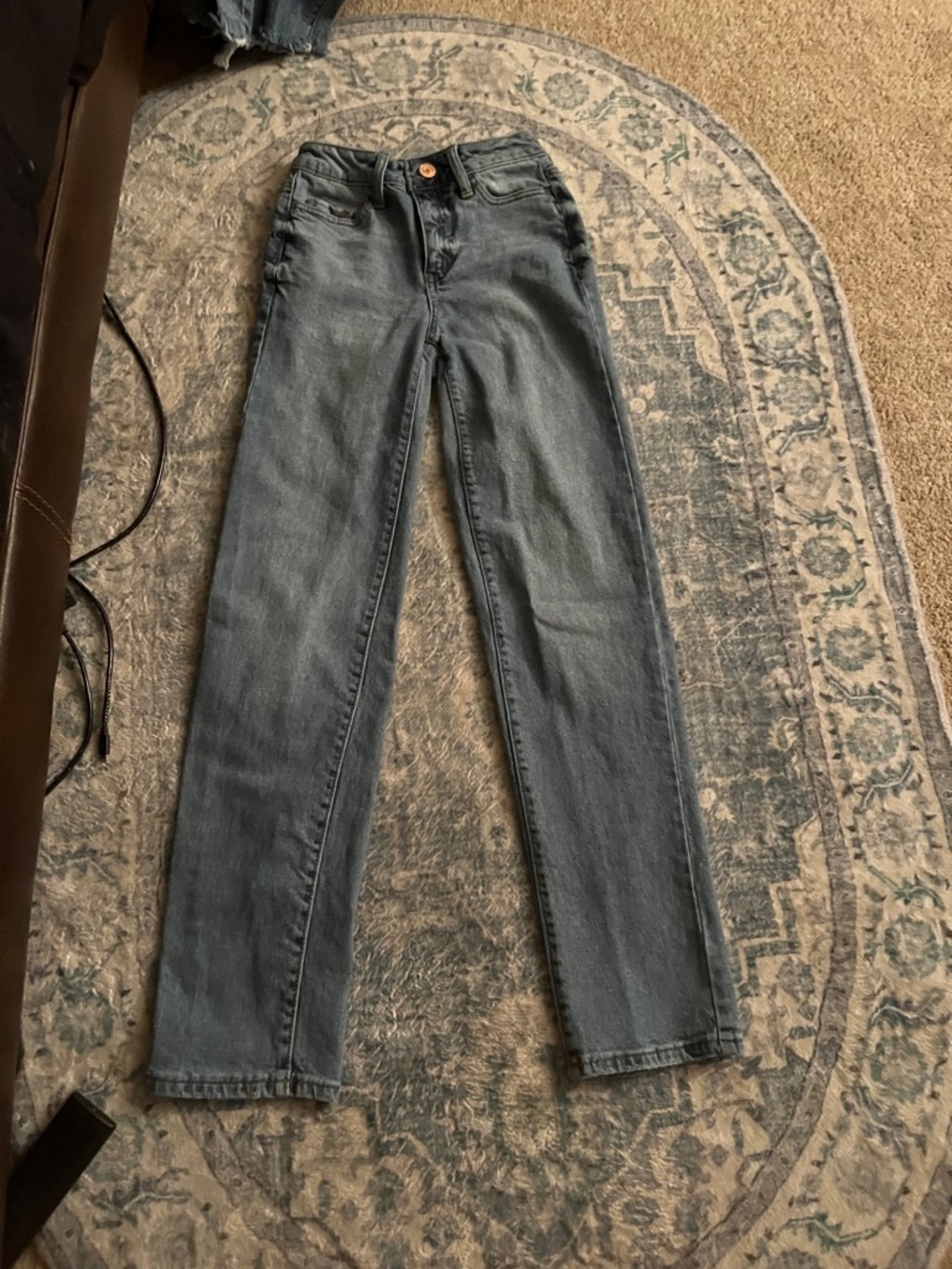 SO Straight-Leg Jeans in Faded Blue-Gray